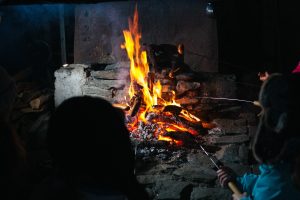 Ruska Laukka tallin pihapiiristä kesä- ja talvikuvia Ruka-Kuusamossa