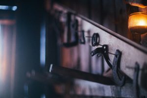 Ruska Laukka tallin pihapiirissä sepän paja Ruka-Kuusamossa