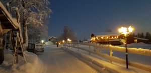 Ruska Laukka tallin pihapiiristä kesä- ja talvikuvia Ruka-Kuusamossa