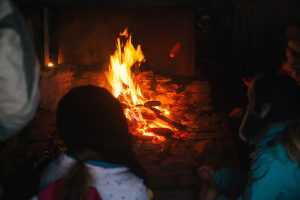 Ruska Laukka tallin pihapiiristä kesä- ja talvikuvia Ruka-Kuusamossa