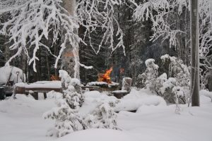 Ruska Laukka tallin pihapiiristä kesä- ja talvikuvia Ruka-Kuusamossa