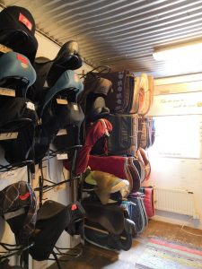 Ruska Laukan talli-, varuste-, kuivaus- ja muut toimintatilat Ruka-Kuusamossa